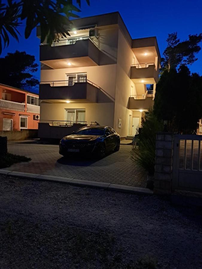 Apartmani Vukadin Вир Экстерьер фото