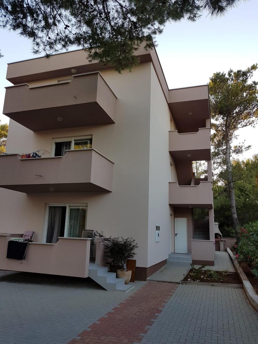 Apartmani Vukadin Вир Экстерьер фото